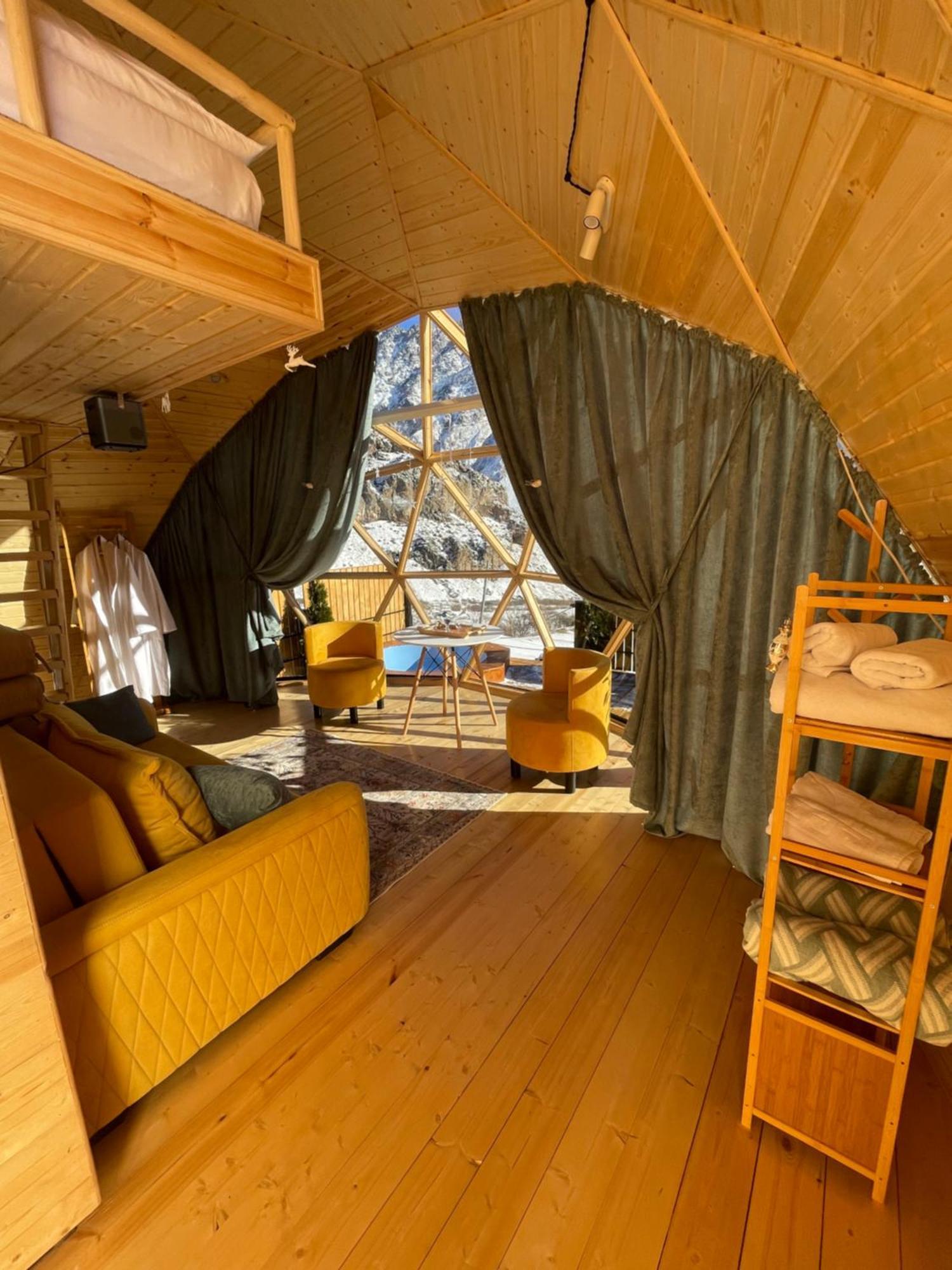 Gabua Glamping Villa Kazbegi Ngoại thất bức ảnh