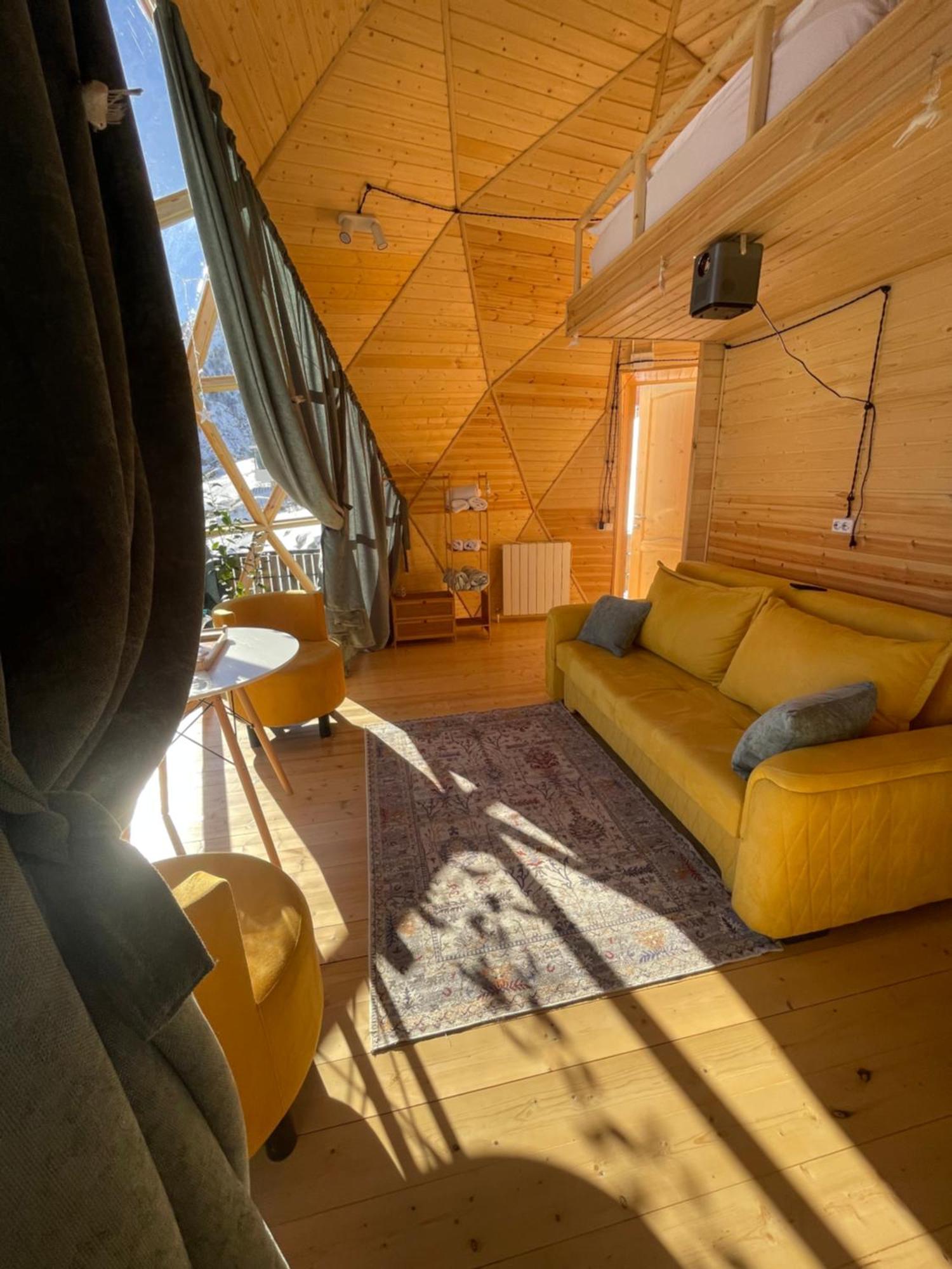 Gabua Glamping Villa Kazbegi Ngoại thất bức ảnh