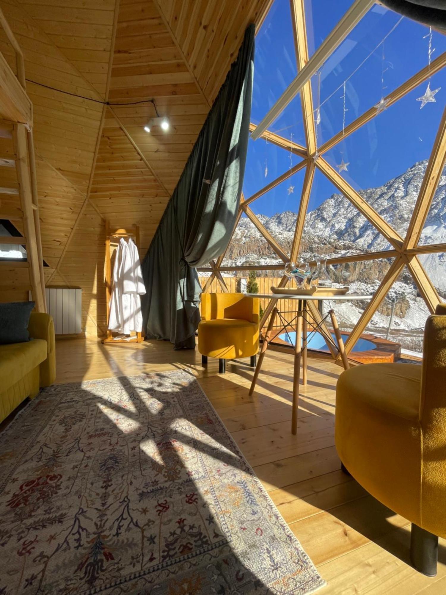 Gabua Glamping Villa Kazbegi Ngoại thất bức ảnh